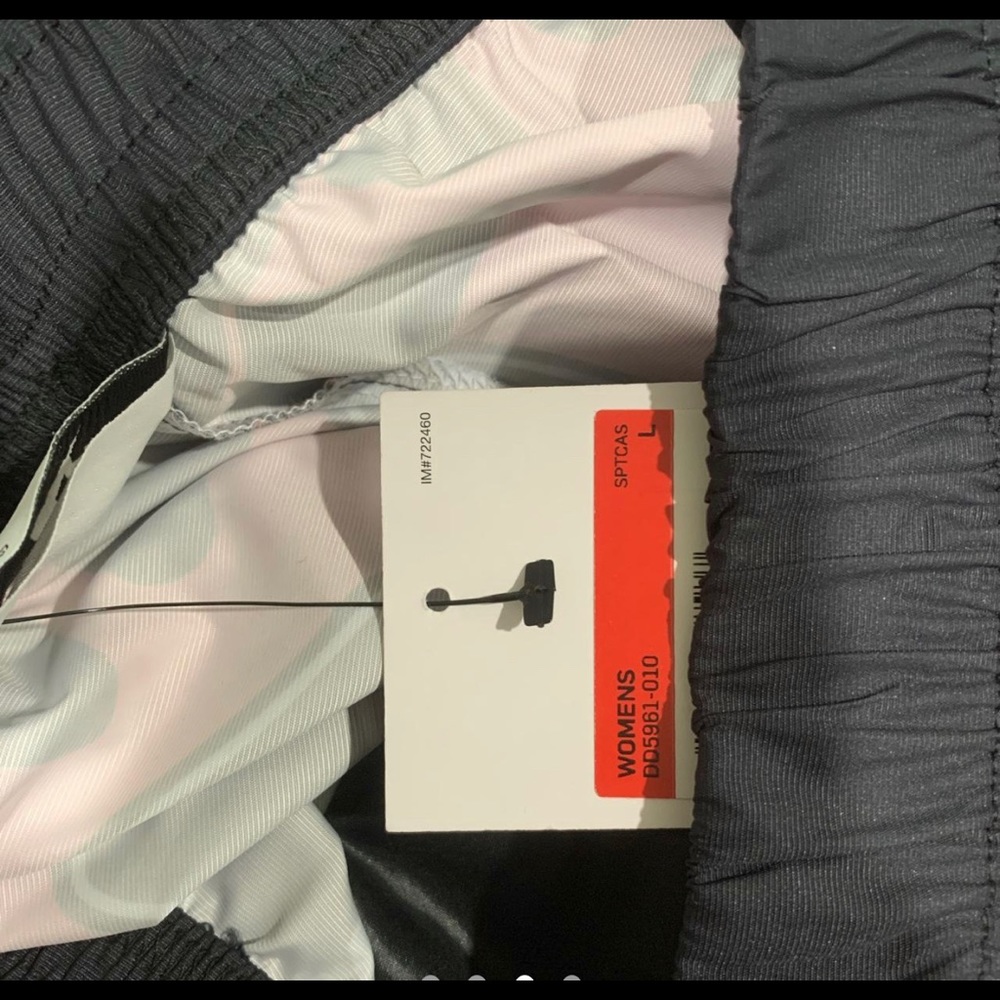 Nike sweats - Picture 3 of 4